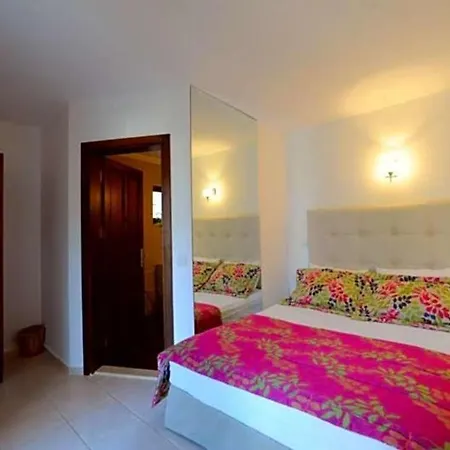 Villa Sleeps 11 Pool Air Con Wifi Kaş